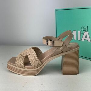 MIA Geraldine Chunky Strap Buckle Heels Sandals Women’s Size 8 NEW